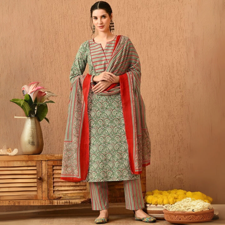 Cotton Kurti Set for Women – Ethnic Printed 3-Piece Combo | EP-04